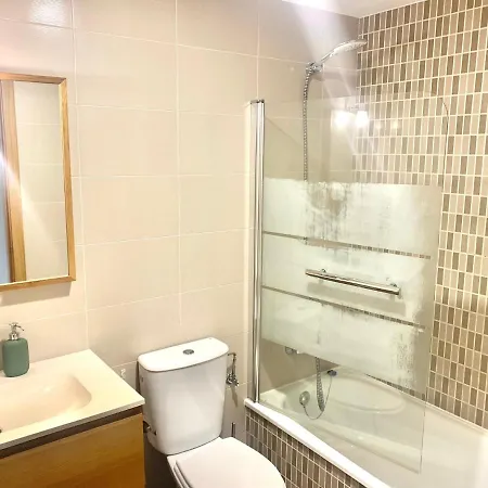 Casa Ferreiros. Parking Y Wifi Incluidos! Appartement Gijón