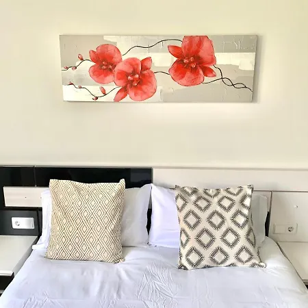 Casa Ferreiros. Parking Y Wifi Incluidos! Gijon