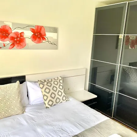 Apartment Casa Ferreiros. Parking Y Wifi Incluidos! Gijon