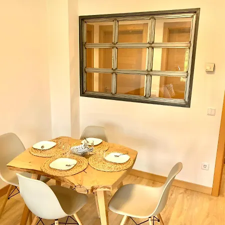 Apartment Casa Ferreiros. Parking Y Wifi Incluidos!