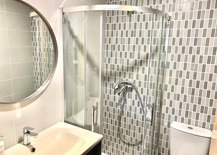 Apartment Casa Ferreiros. Parking Y Wifi Incluidos! Gijon