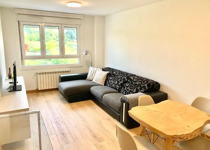 Casa Ferreiros. Parking Y Wifi Incluidos! * Gijon