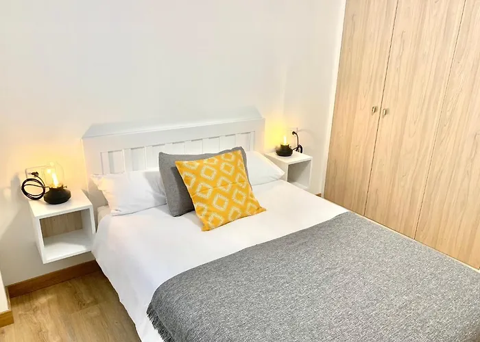 Casa Ferreiros. Parking Y Wifi Incluidos! * Gijón