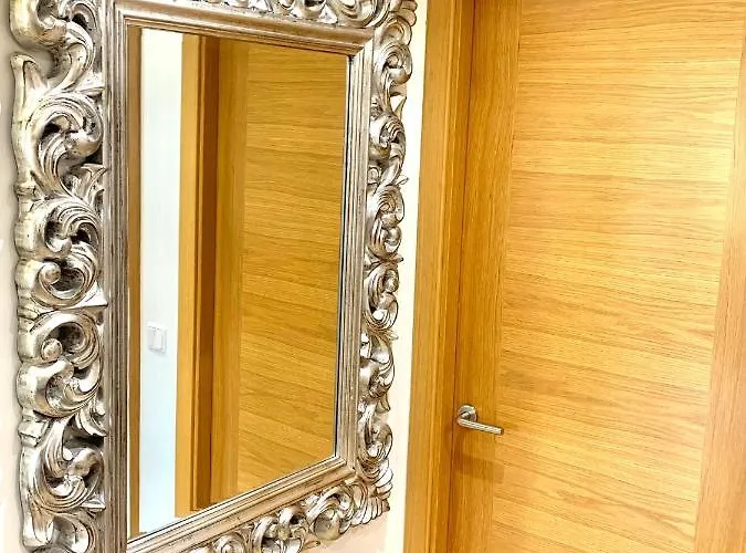 Casa Ferreiros. Parking Y Wifi Incluidos! Gijon