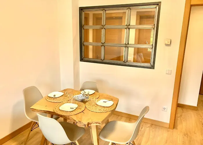 아파트 Casa Ferreiros. Parking Y Wifi Incluidos!